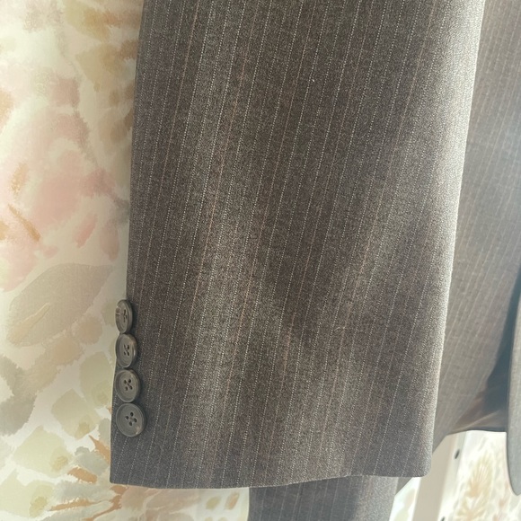 Christian Dior 2 PC Grey Suit - Size 43R - Picture 8 of 11